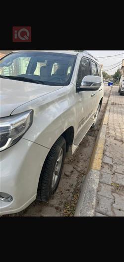 تۆیۆتا لاندكروزر پرادۆ